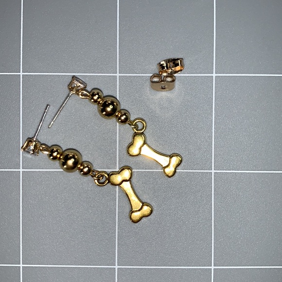 New Hand Crafted 🦴 Bone Post Dangling Earrings - Picture 3 of 7